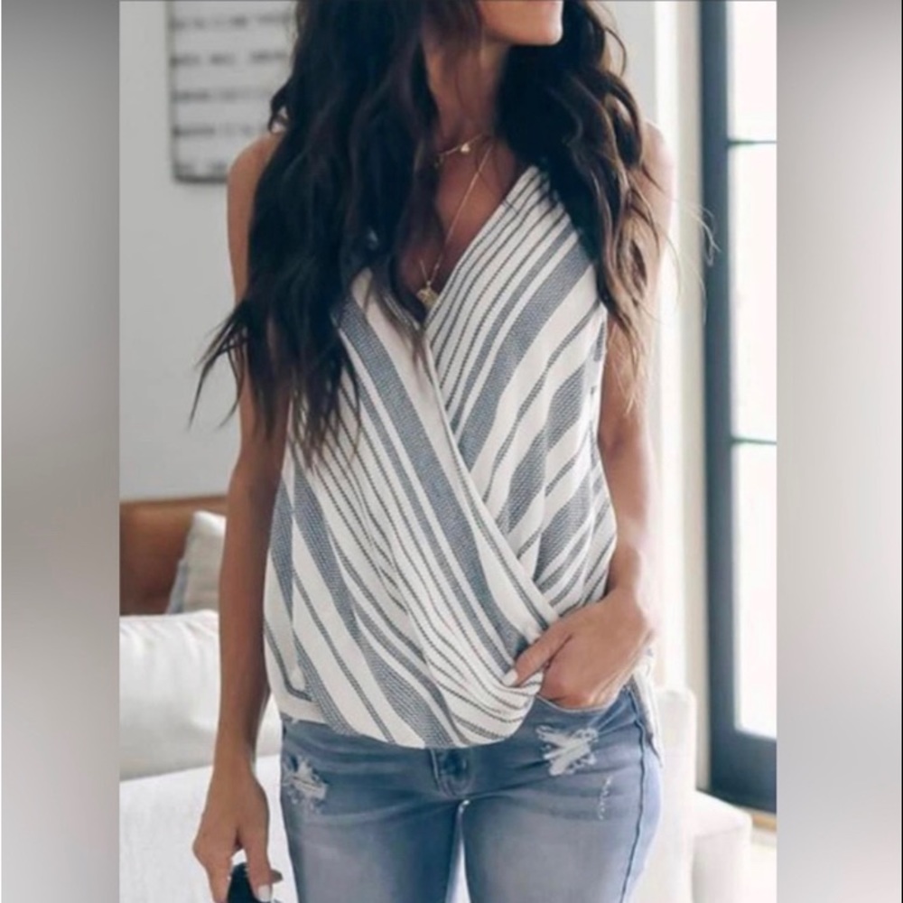 Draped Striped Hi Lo Razorback Tank Black & White NWT Small
